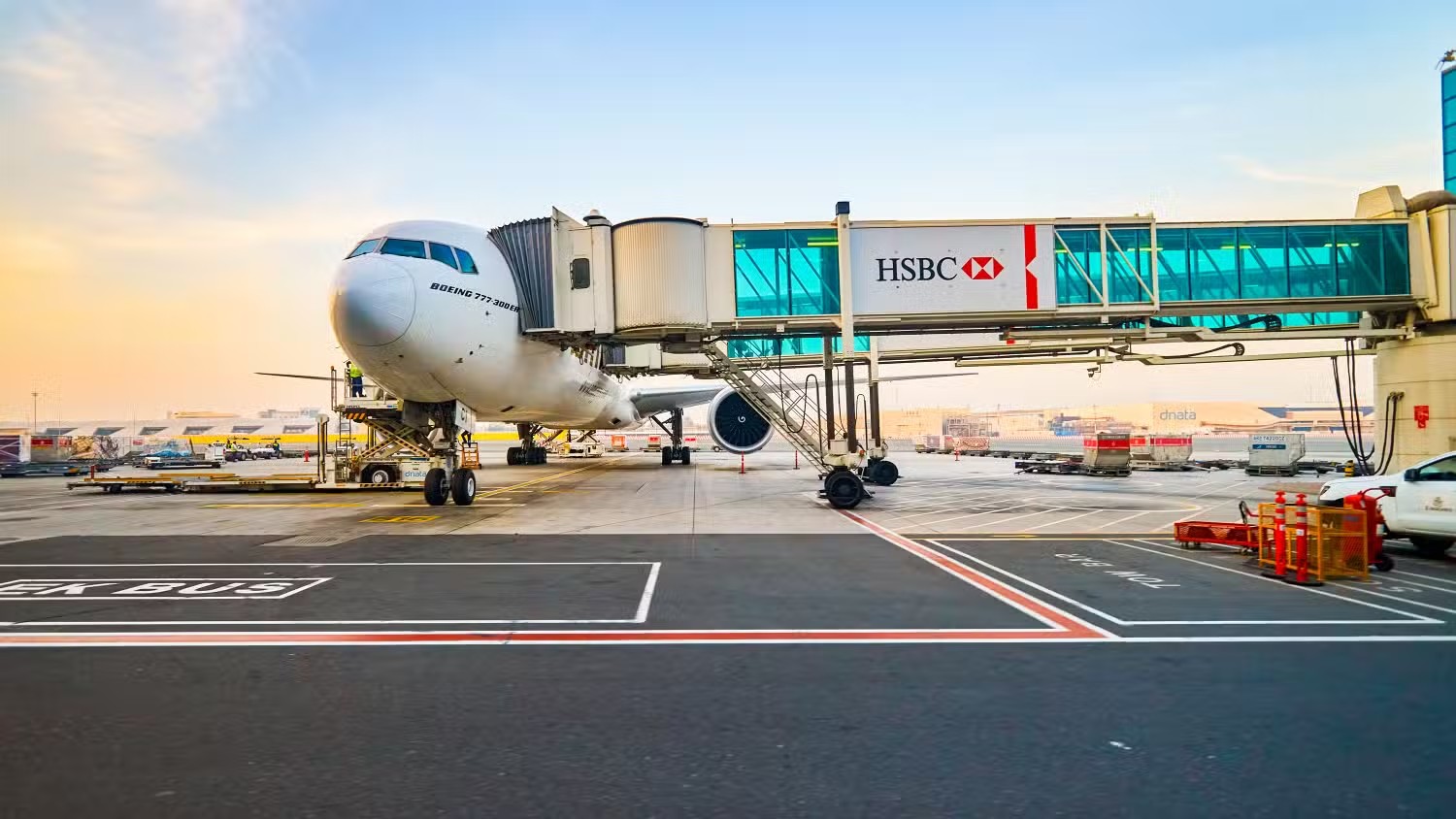Maximizing Global Brand Impact: HSBC’s Game-Changing Partnership with UAE Airports