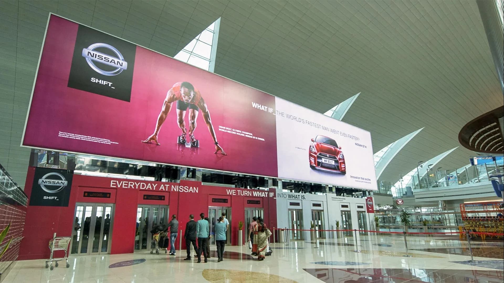 The Power of Airport Advertising: Capturing Audiences in Transit
