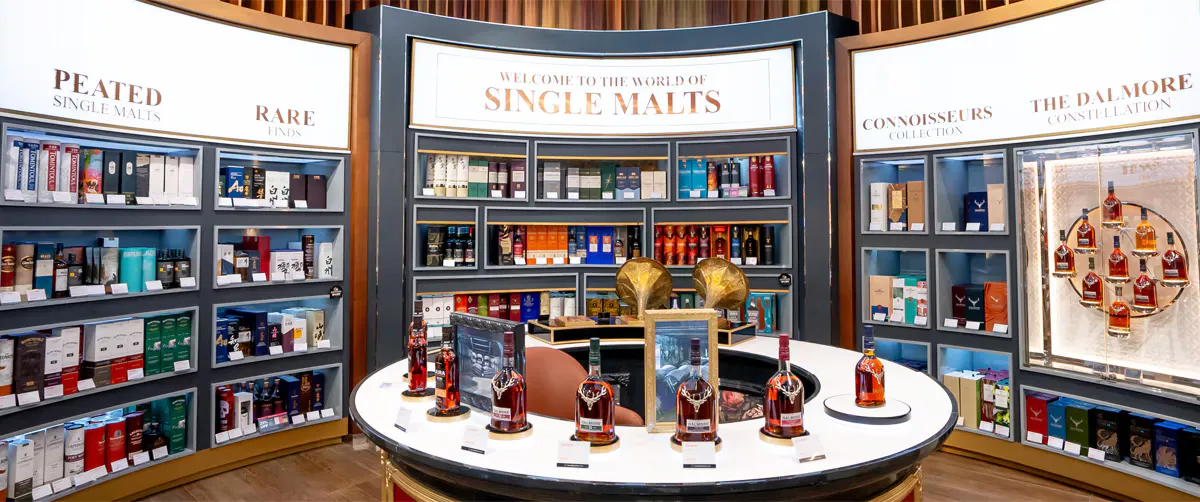 How alcohol brands utilise airport spaces to advertise in the GCC