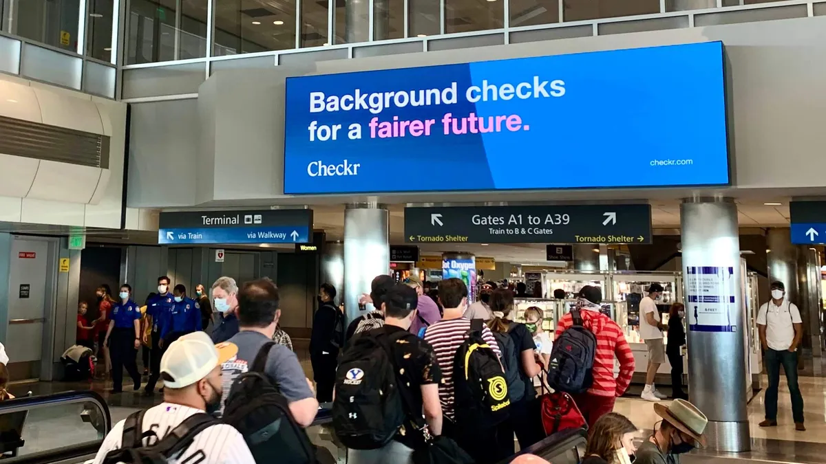 Benefits of Airport Advertising
